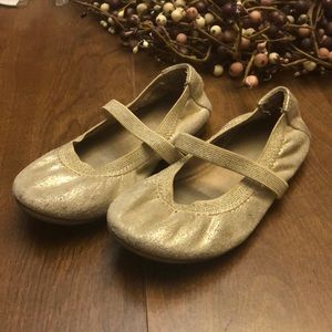 🦋Olive & Edie Gold Sparkle Ballet Flats